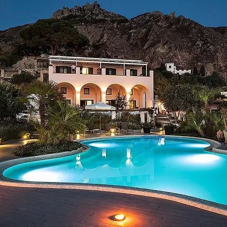 Otel Tenuta Del Poggio Antico 4*