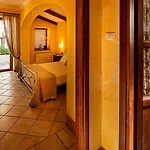 Tenuta Del Poggio Antico