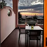 Tenuta Del Poggio Antico 4*