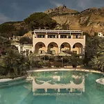 מלון Tenuta Del Poggio Antico 4*