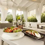 Tenuta Del Poggio Antico 4*