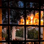 מלון Tenuta Del Poggio Antico 4*