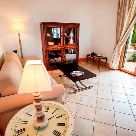 Tenuta Del Poggio Antico 4*