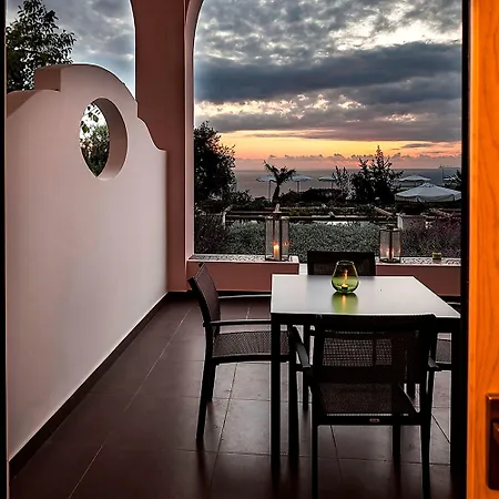 Tenuta Del Poggio Antico 4*