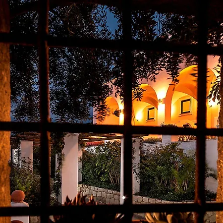 Hotel Tenuta Del Poggio Antico 4*