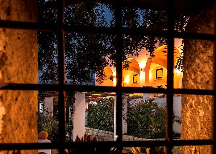 Hotel Tenuta Del Poggio Antico 4*